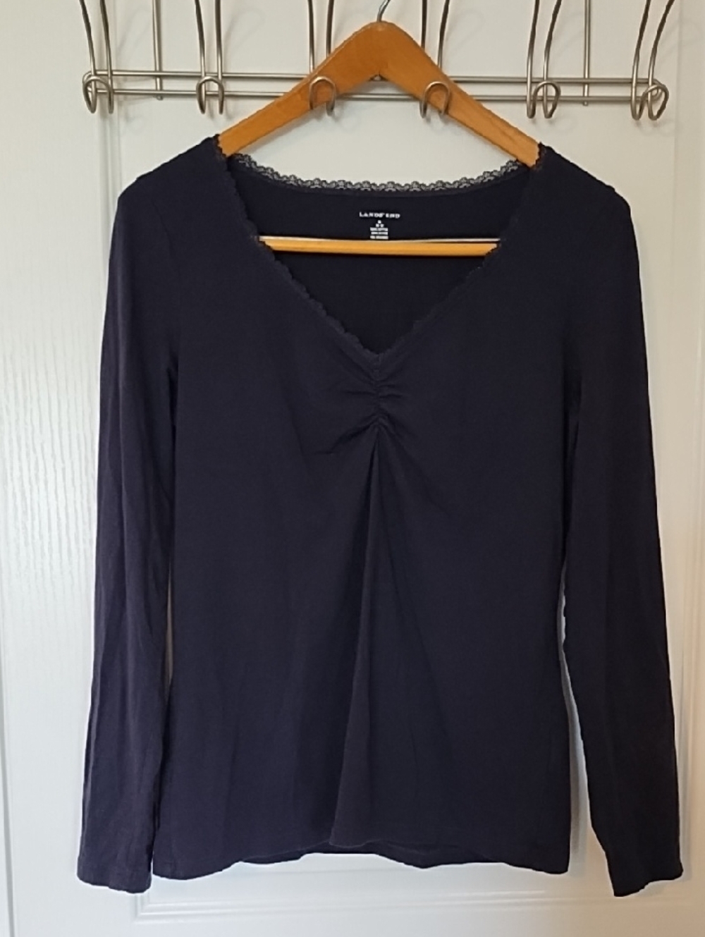 Lands' End Long Sleeve T-Shirt Women's Size Medium Lace V-neck Gathered Black